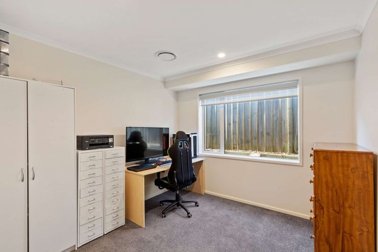 Photo of property in 7b Collingwood Road, Waiuku, 2123