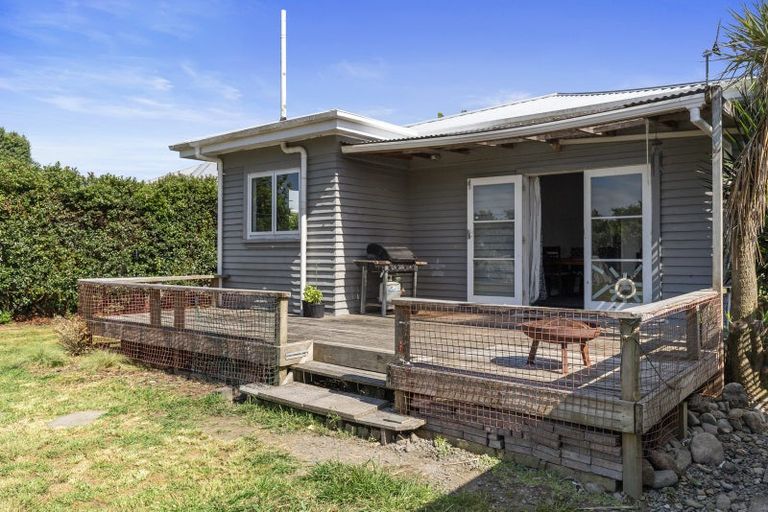 Photo of property in 14 Campbell Street, Waihou, Te Aroha, 3393
