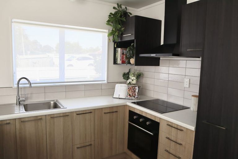 Photo of property in 2b Park Street, Paeroa, 3600