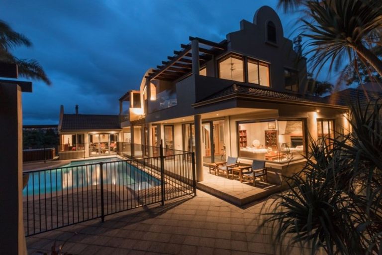 Photo of property in 300 Waitaha Road, Welcome Bay, Tauranga, 3112