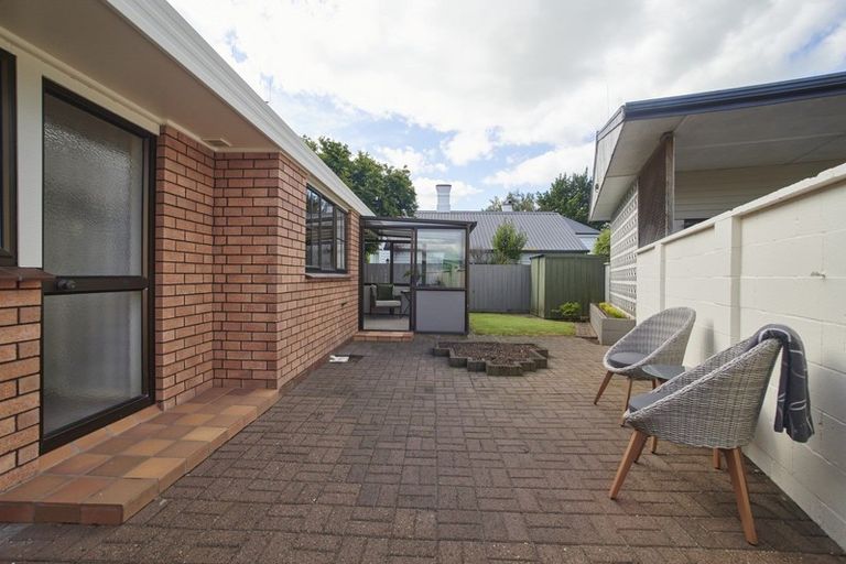 Photo of property in 148b Victoria Street, Cambridge, 3434