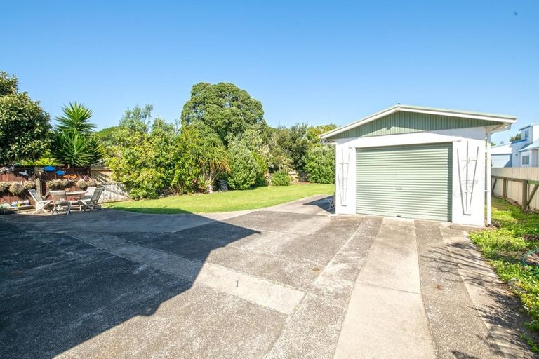 Photo of property in 7 Athenree Road, Athenree, Katikati, 3177