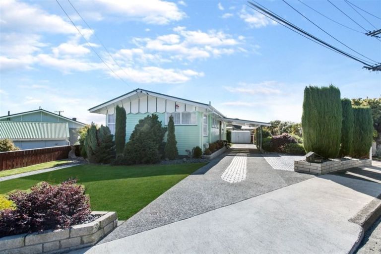 Photo of property in 1 Jay Street, Paparangi, Wellington, 6037