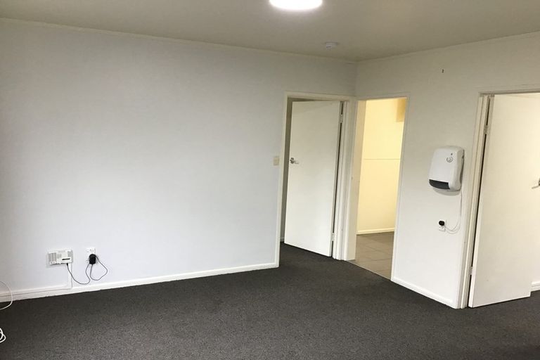 Photo of property in 1/2 Gorrie Road, Regent, Whangarei, 0112