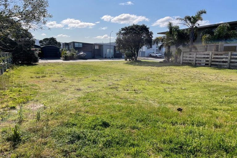 Photo of property in 172 Omaha Drive, Omaha, 0986