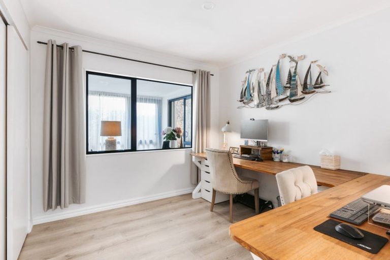 Photo of property in 54 Oreti Crescent, Papamoa Beach, Papamoa, 3118