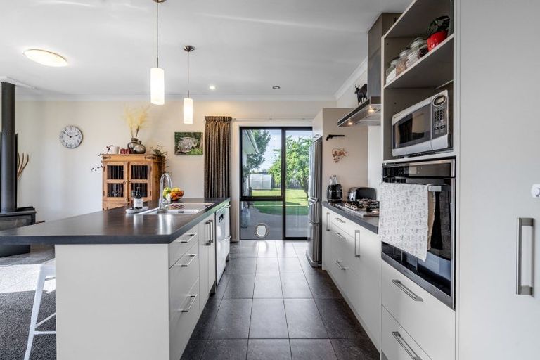 Photo of property in 53 Queen Street, Winton, 9720