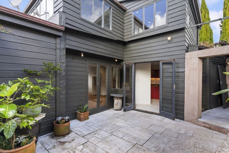 Photo of property in 4a Harbour Street, Saint Marys Bay, Auckland, 1011