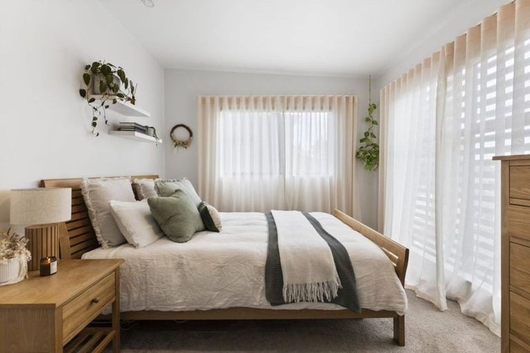 Photo of property in 8a Edgar Pearce Place, Howick, Auckland, 2014