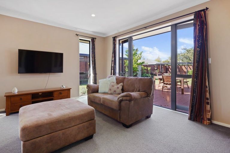 Photo of property in 21 Rowse Street, Rangiora, 7400