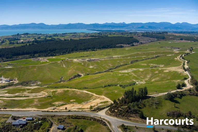 Photo of property in 49 Tirohanga Moana Way, Tasman, 7175
