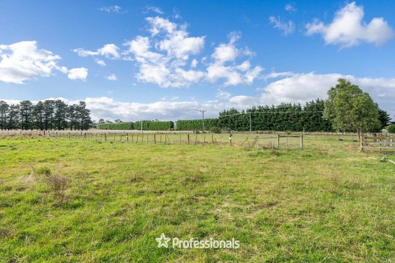 Photo of property in 8 Boundary Road, Featherston, 5771