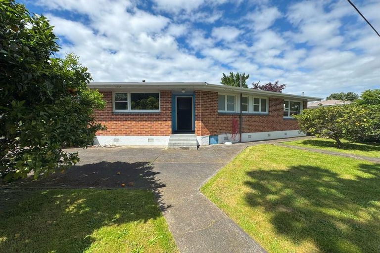 Photo of property in 9 Viscount Place, West End, Palmerston North, 4412