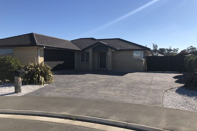 Photo of property in 16 Rhyolite Court, Rolleston, 7614
