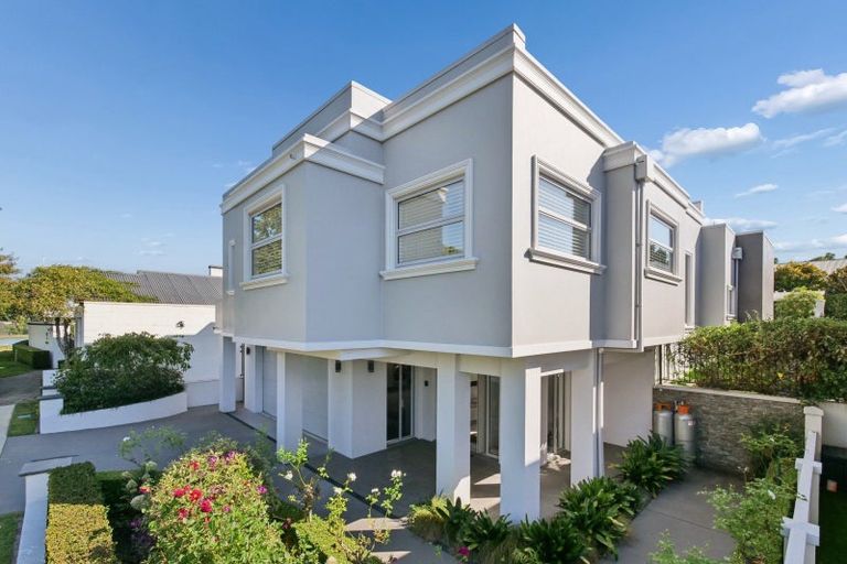 Photo of property in 93 Ninth Avenue, Tauranga, 3110