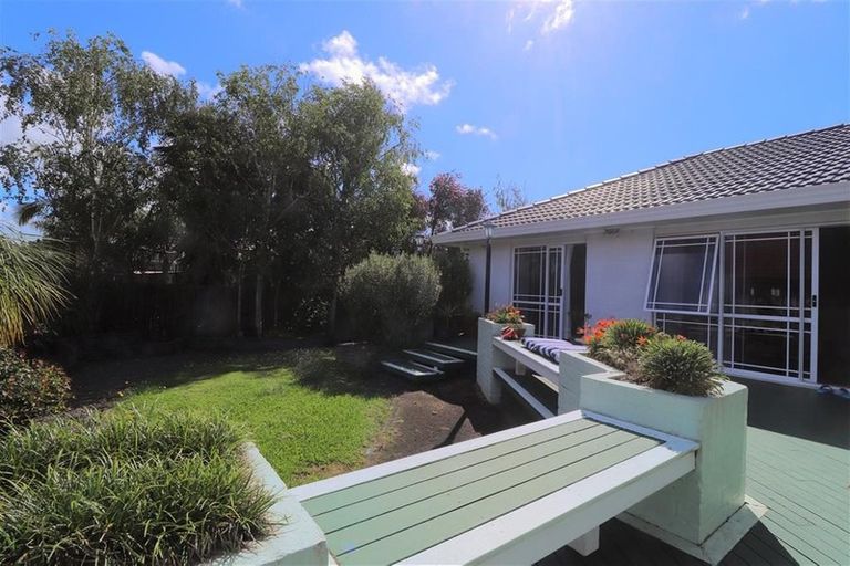 Photo of property in 7 Camerton Close, Northpark, Auckland, 2013