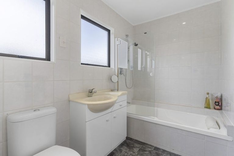 Photo of property in 299 Fitzgerald Road, Drury, 2577