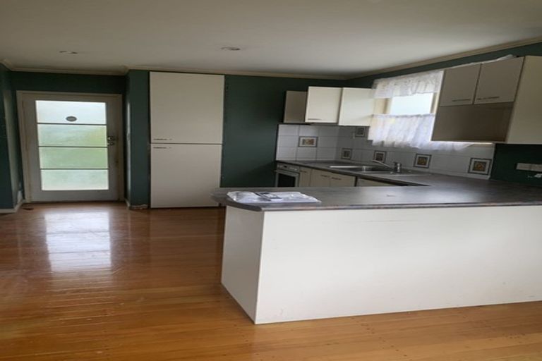 Photo of property in 12 Ennis Avenue, Pakuranga Heights, Auckland, 2010