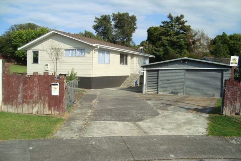 Photo of property in 52 Hartley Terrace, Massey, Auckland, 0614