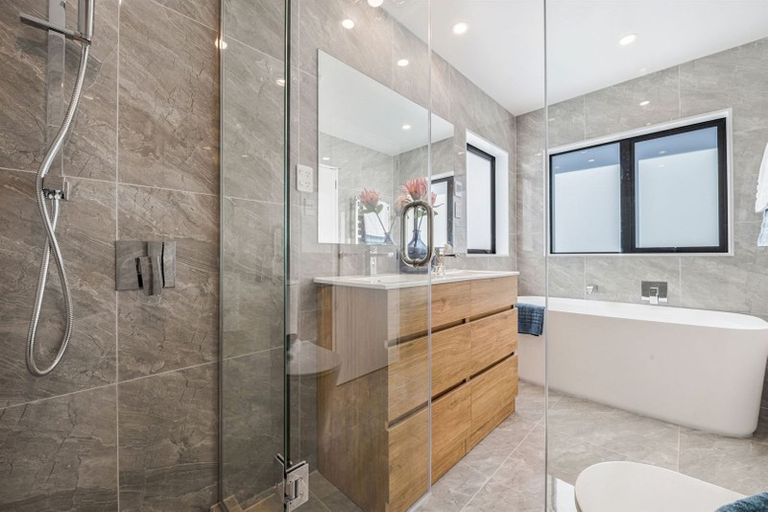 Photo of property in 26 Tir Conaill Avenue, Flat Bush, Auckland, 2019