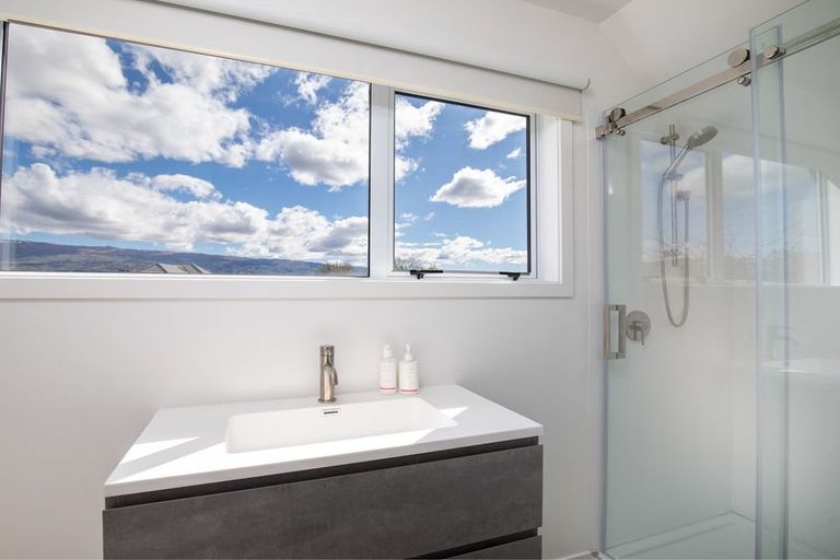 Photo of property in 5 Orchard Drive, Alexandra, 9320