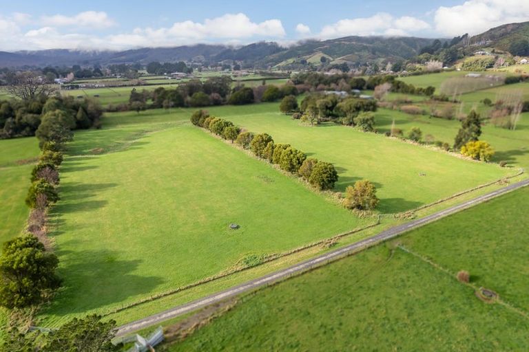 Photo of property in 185 Mangaroa Valley Road, Mangaroa, Upper Hutt, 5371