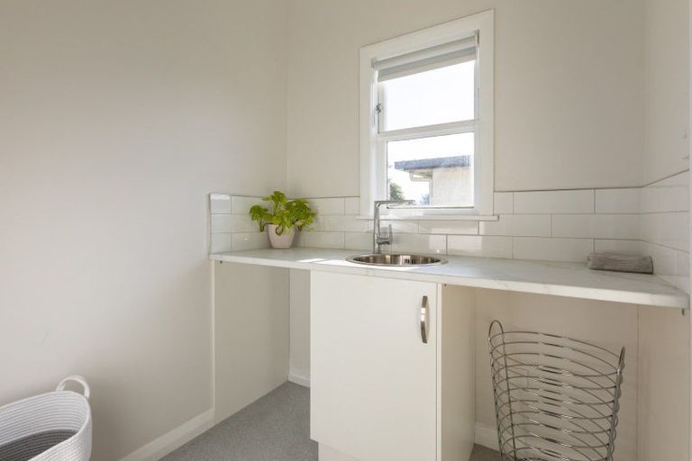 Photo of property in 20 George Street, Dannevirke, 4930