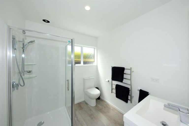 Photo of property in 30 Beauford Place, Parklands, Christchurch, 8083