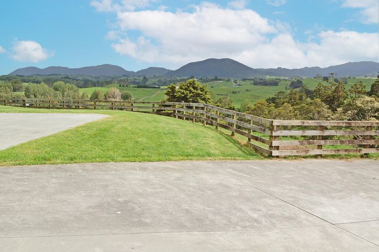 Photo of property in 34 Tawa Avenue, Kaiwaka, 0573