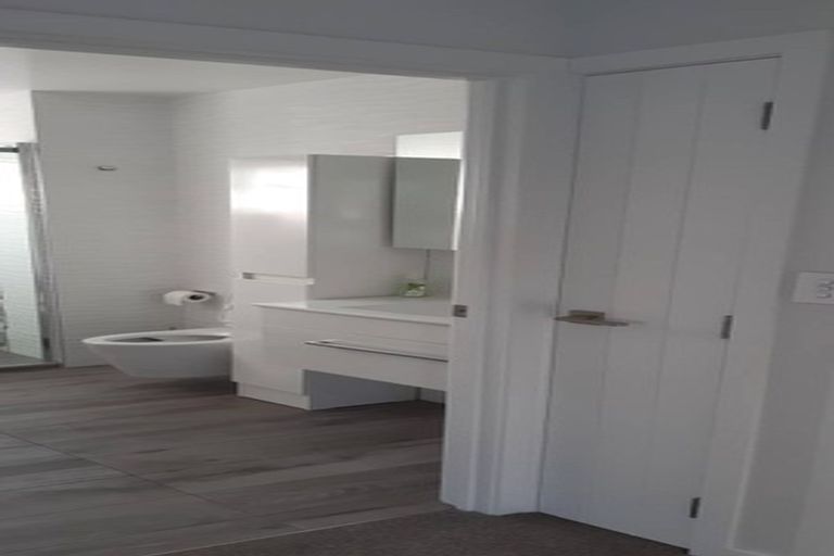 Photo of property in 9 Island View Terrace, Cockle Bay, Auckland, 2014