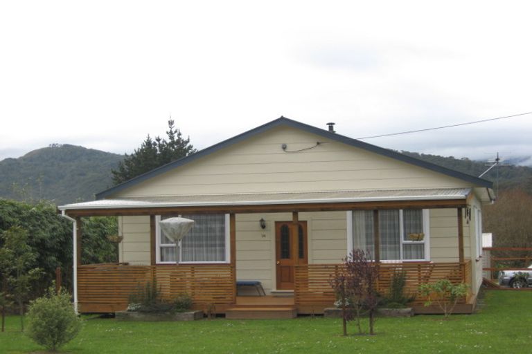 Photo of property in 684 Seven Mile Road, Runanga, 7803