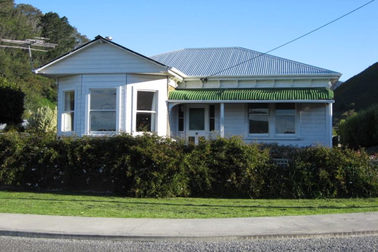 Photo of property in 14 Scotland Street, Picton, 7220