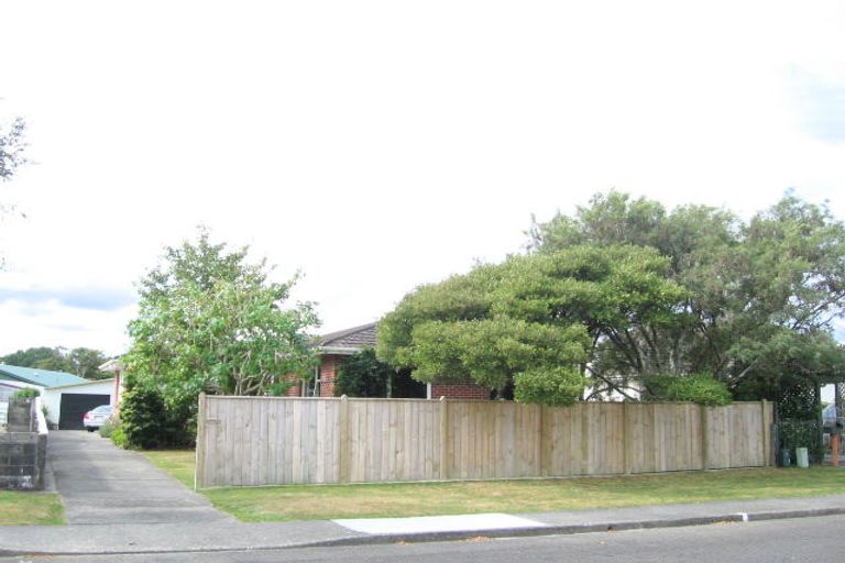 Photo of property in 44 Kiwi Street, Heretaunga, Upper Hutt, 5018