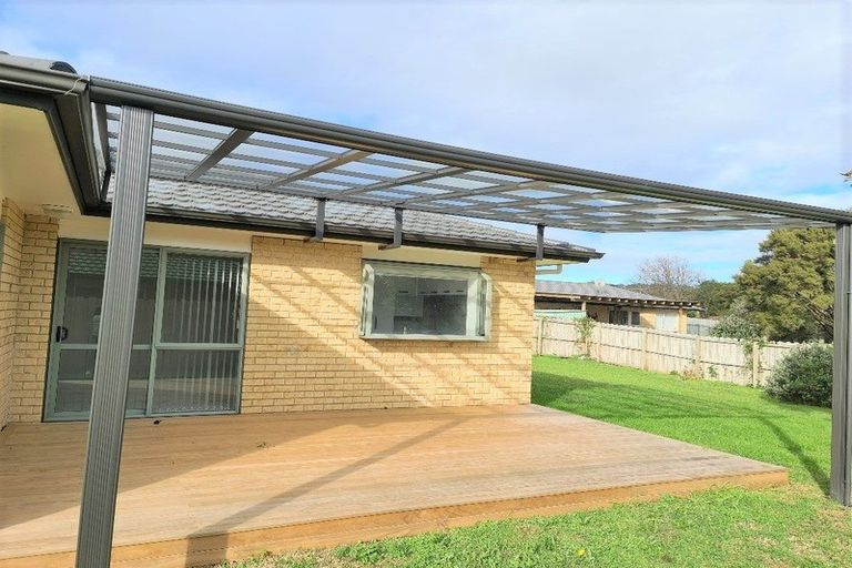 Photo of property in 71 Medvale Avenue, Flat Bush, Auckland, 2019