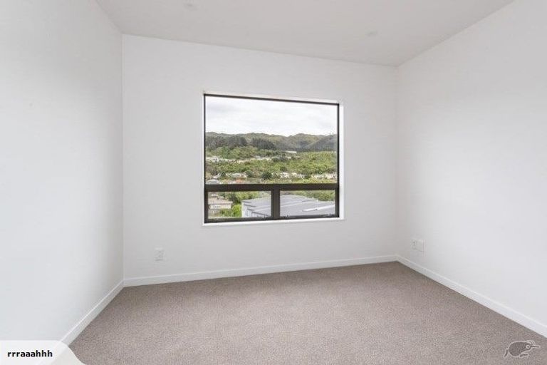 Photo of property in 3/7 Handyside Street, Tawa, Wellington, 5028