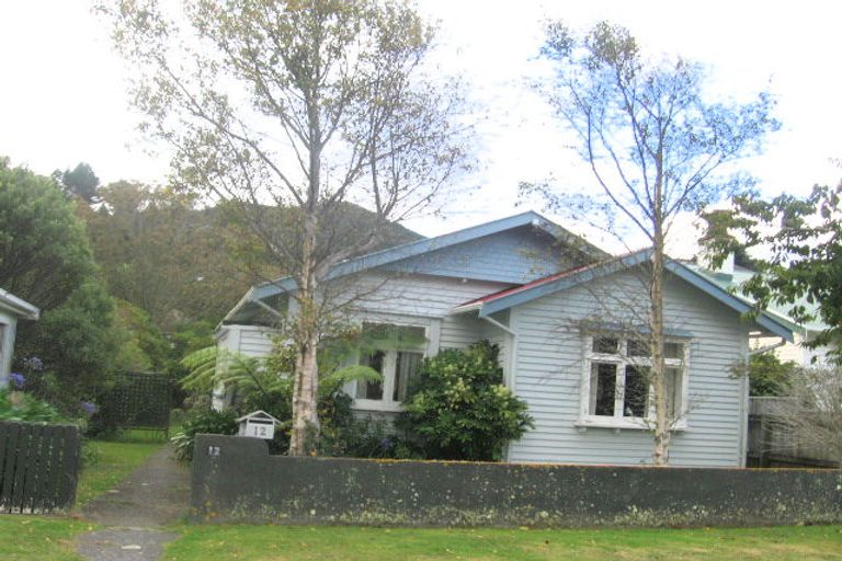 Photo of property in 12 Hildreth Street, Karori, Wellington, 6012