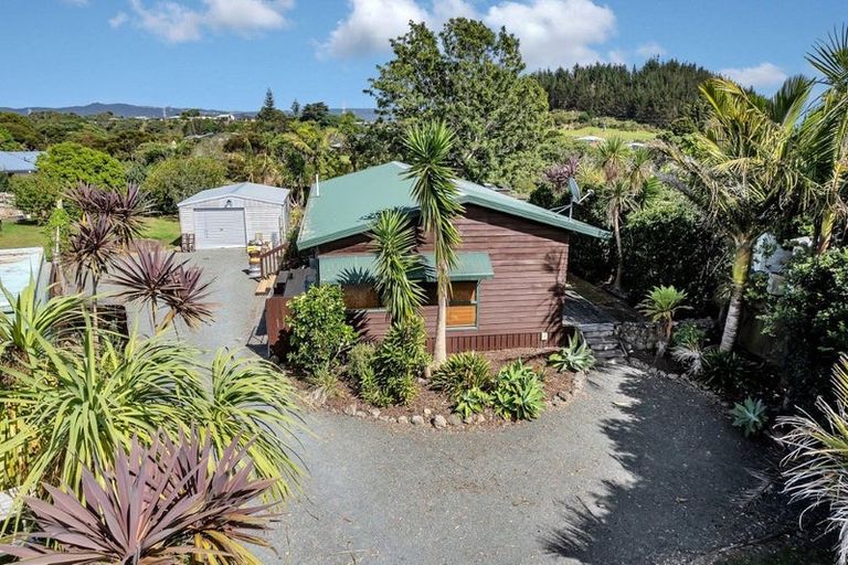 Photo of property in 18 Tamure Place, Ruakaka, 0116