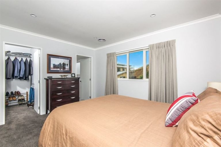 Photo of property in 3 Gatley Grove, Churton Park, Wellington, 6037