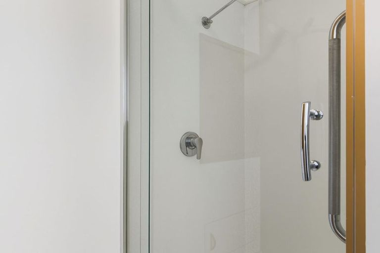 Photo of property in 77 Bay View Road, South Dunedin, Dunedin, 9012