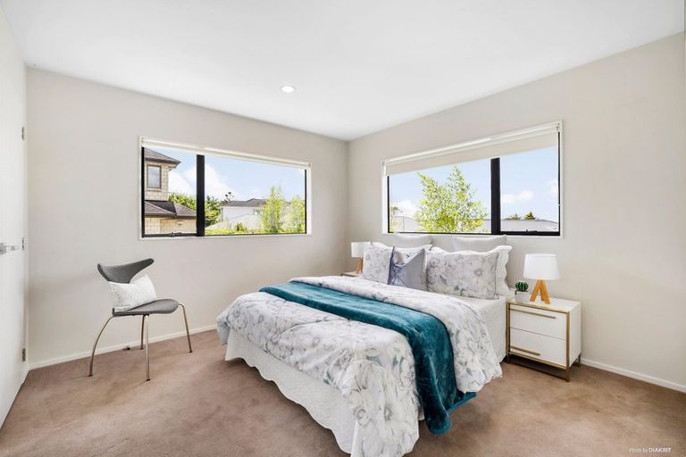 Photo of property in 21a Dallinghoe Crescent, Milford, Auckland, 0620