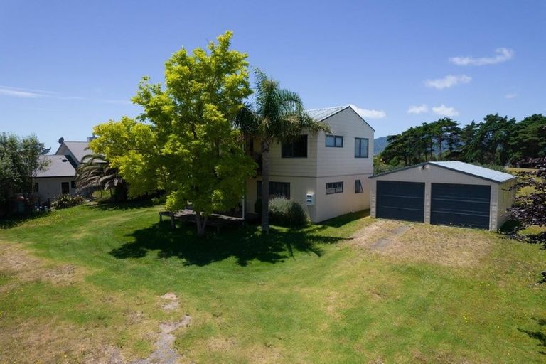 Photo of property in 34 Manaia View Road, One Tree Point, 0118