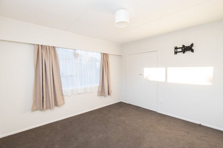 Photo of property in 11 Paul Drive, Ngatea, 3503