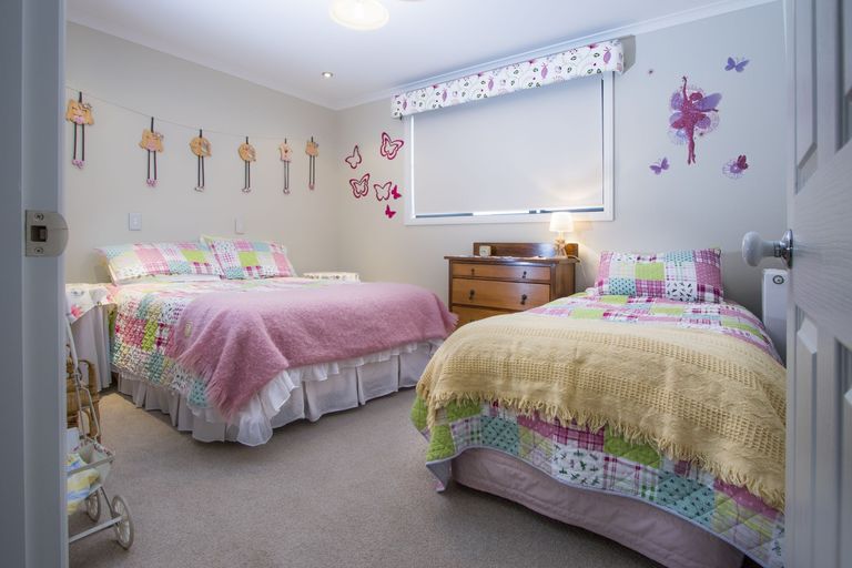 Photo of property in 1 Ash Lane, Cromwell, 9310