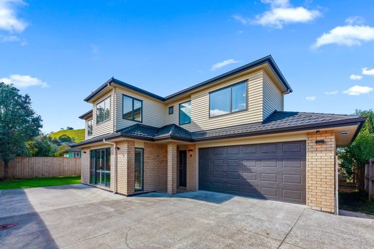 Photo of property in 65 Wallace Road, Mangere Bridge, Auckland, 2022