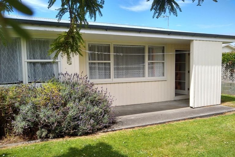 Photo of property in 1/14 Grey Street, Feilding, 4702