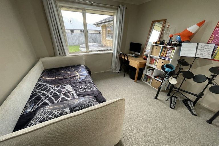 Photo of property in 10 Madison Street, Cambridge, 3434