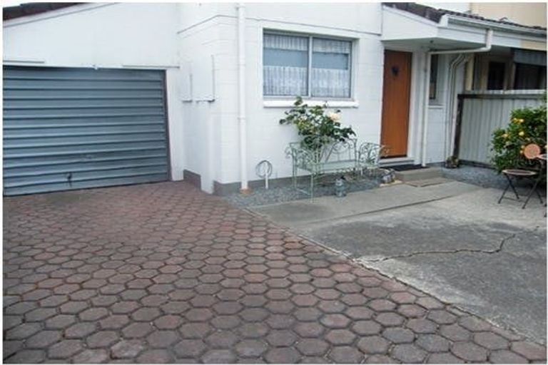 Photo of property in 1/30 Epsom Road, Sockburn, Christchurch, 8042