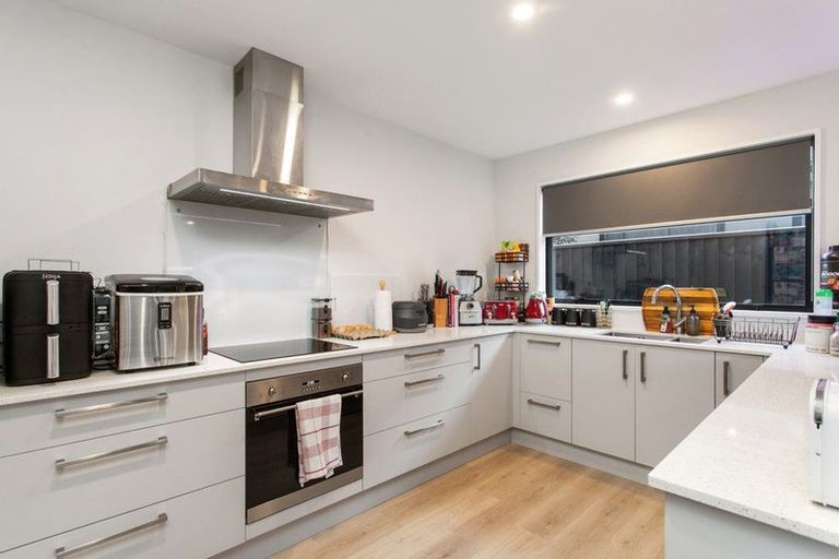 Photo of property in 6 Lazarus Lane, Halswell, Christchurch, 8025