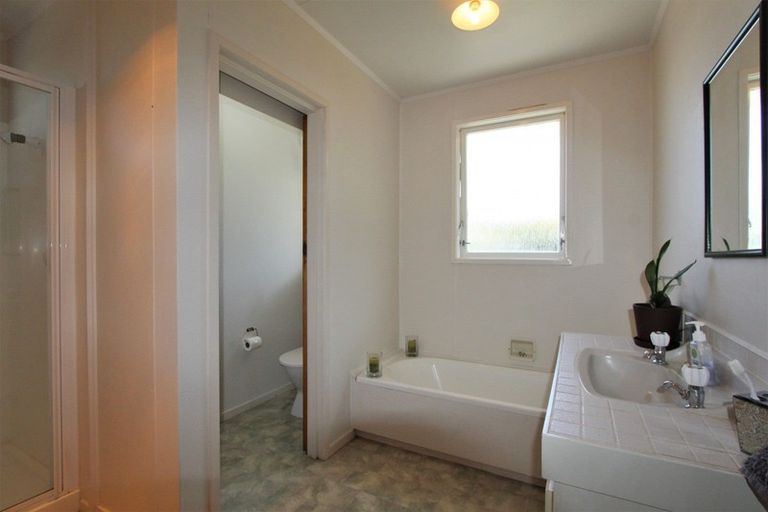 Photo of property in 6 Waimea Place, Tokoroa, 3420