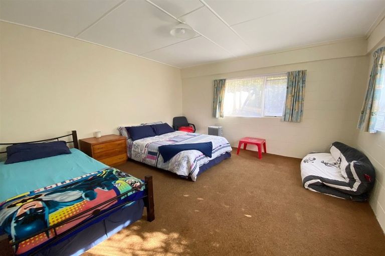 Photo of property in 16 Edinburgh Place, Balclutha, 9230